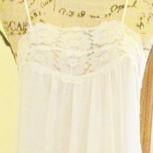 Vintage Val Mode Womens Long Negligee/Nightgown White Bridal Lace Bodice, Size M